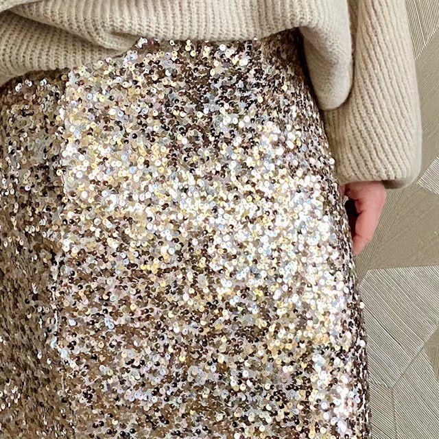 ESTEE skirt Gold close up