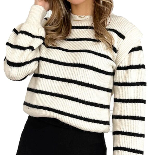LEVIE sweater Stripe model