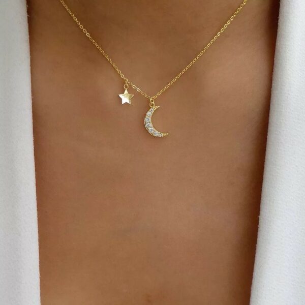 NEVEZ necklace Gold Moon Model